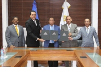 Contraloría firma convenio para fortalecer desarrollo profesional de sus auditores forenses antifraude