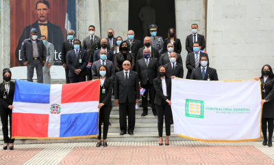 Contralor general promete trabajar sin descanso para proteger los bienes de las instituciones públicas y honrar memoria de los padres de la Patria